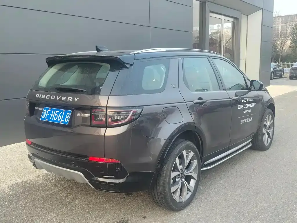 Land Rover Discovery Sport — фото 8