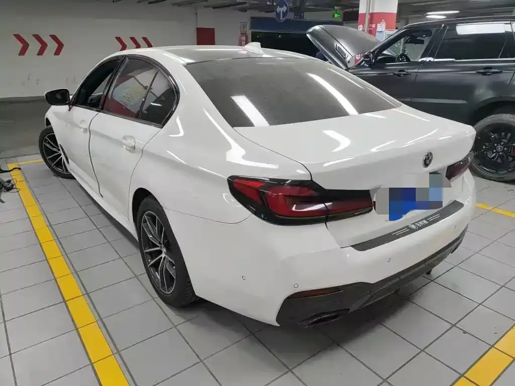 BMW 5 Series (Import) — фото 3