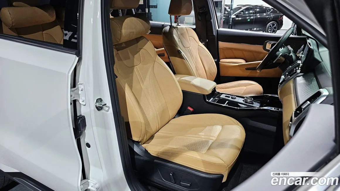 Kia Sorento — фото 7