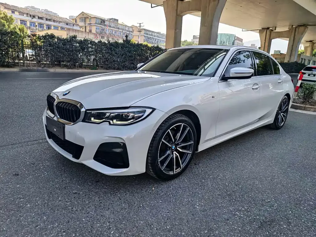 BMW 3 Series — фото 1