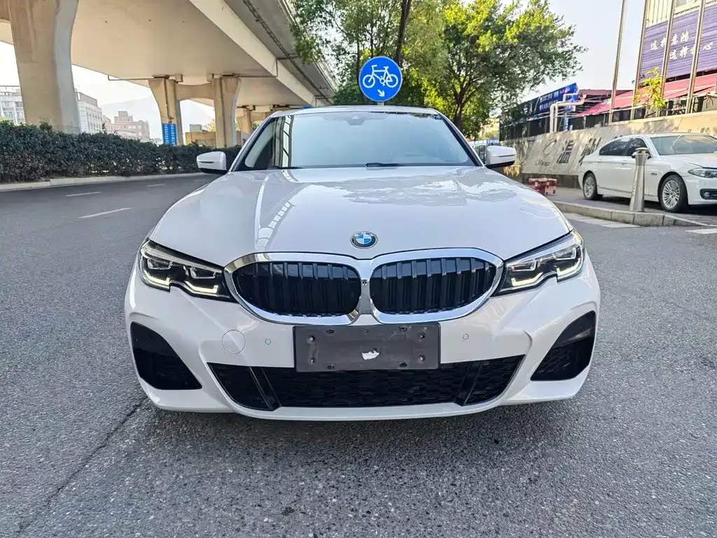 BMW 3 Series — фото 4