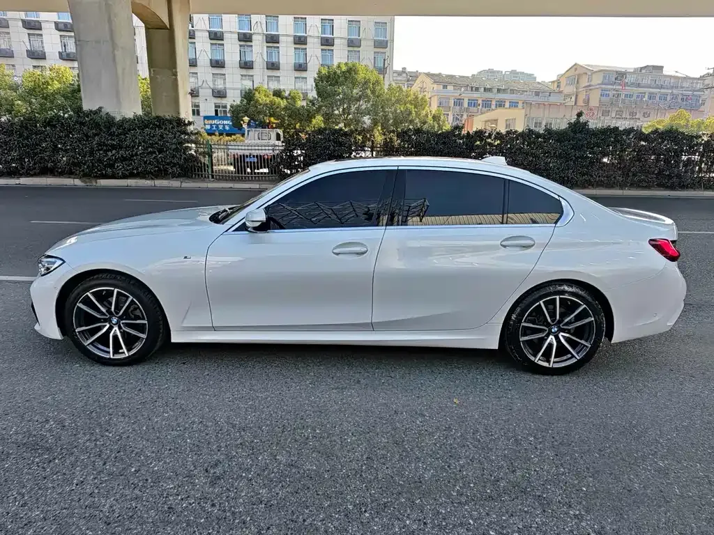 BMW 3 Series — фото 9