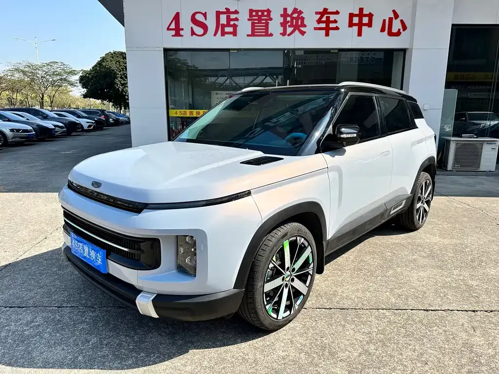 Geely Icon — фото 1
