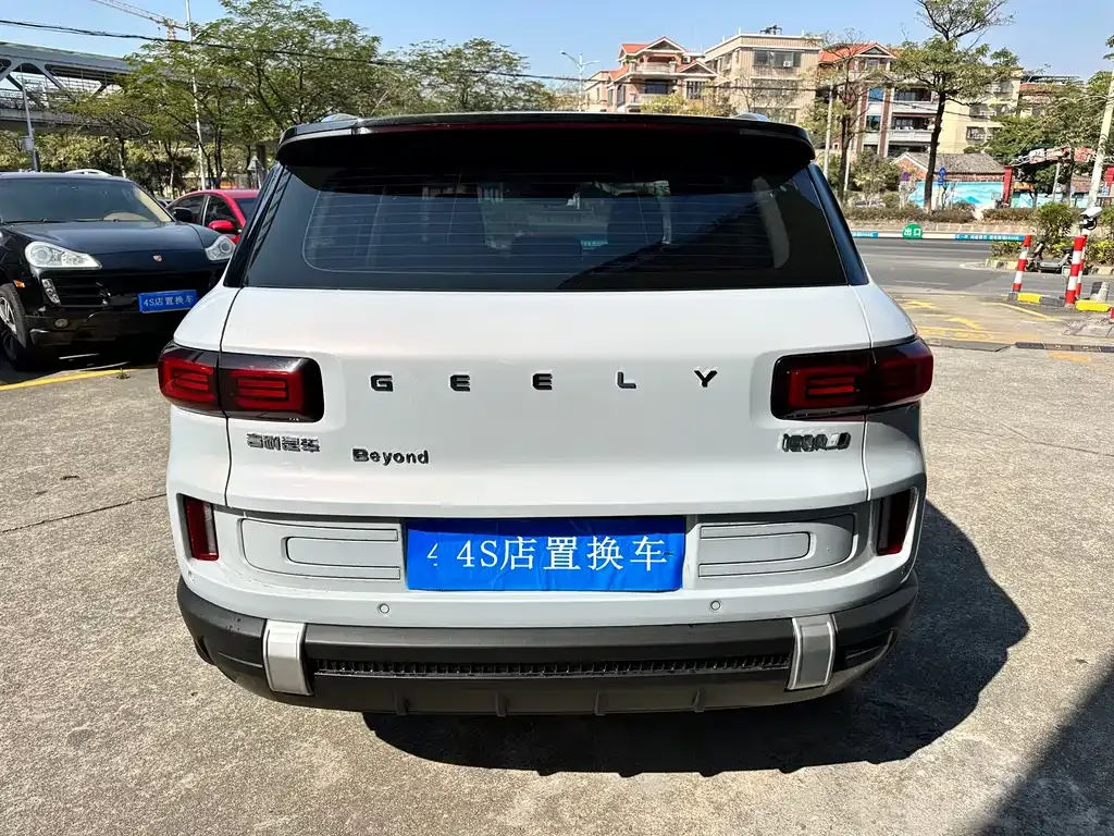 Geely Icon — фото 10