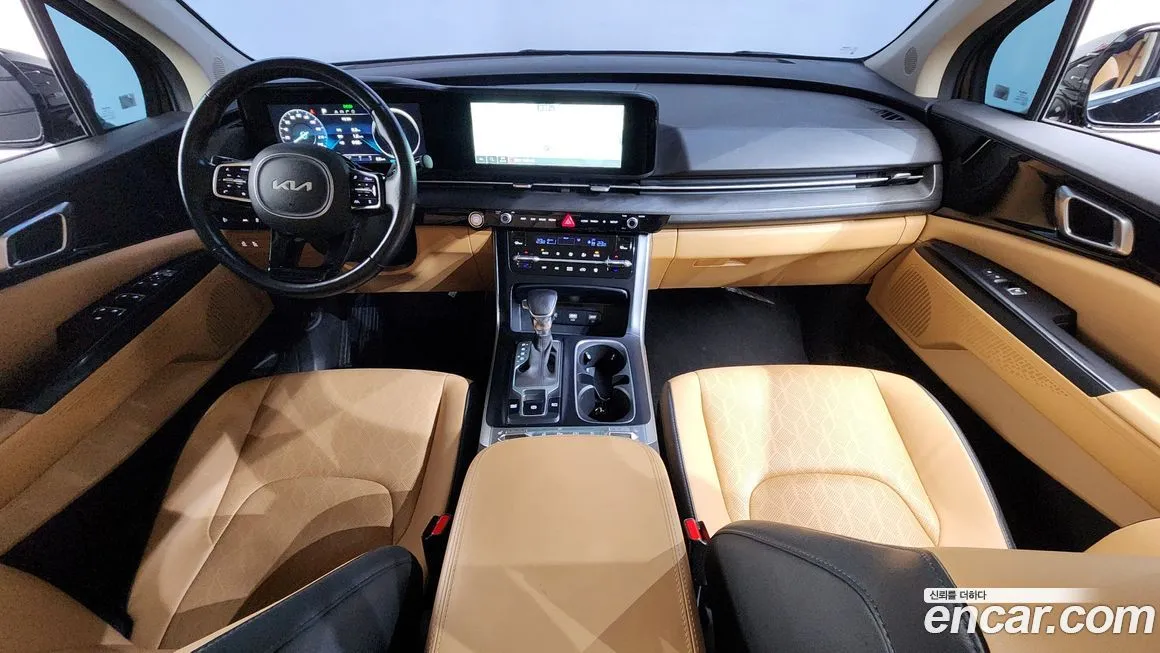 Kia Carnival — фото 10