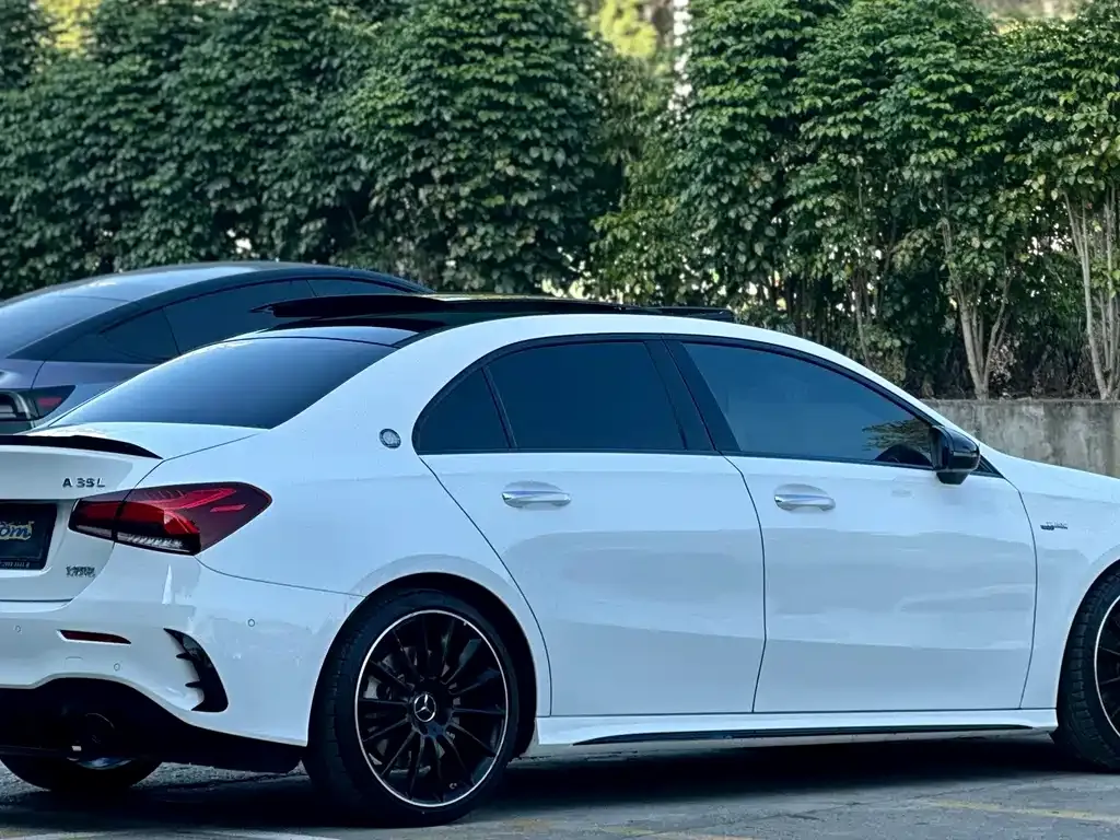 Mercedes-Benz A-Class AMG — фото 4
