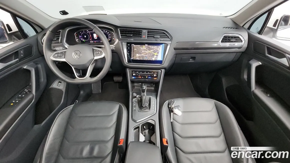Volkswagen Tiguan — фото 5