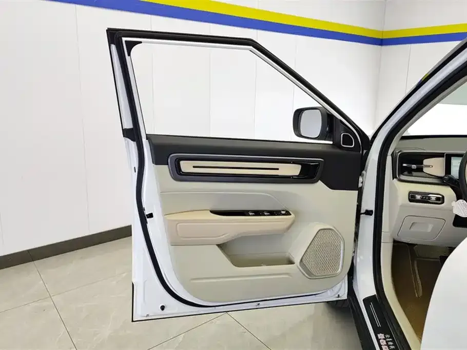 Geely Icon — фото 7