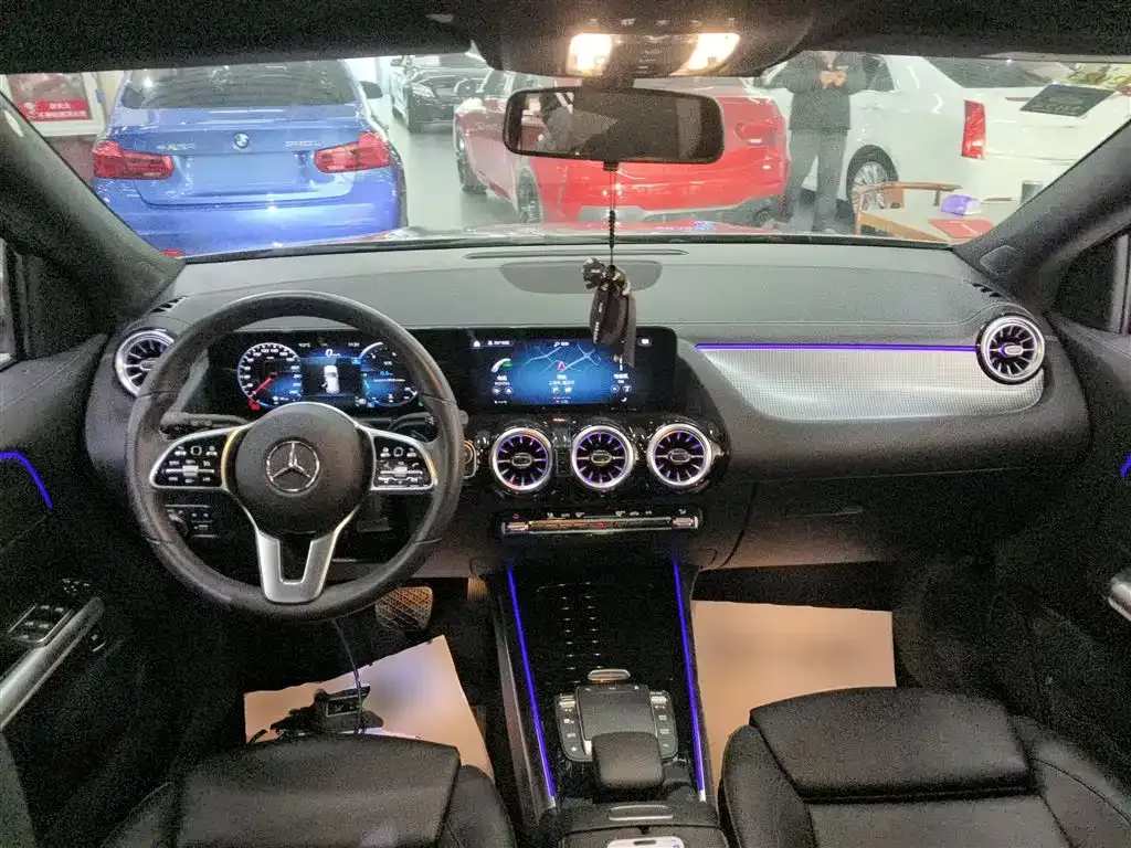 Mercedes-Benz GLA — фото 9