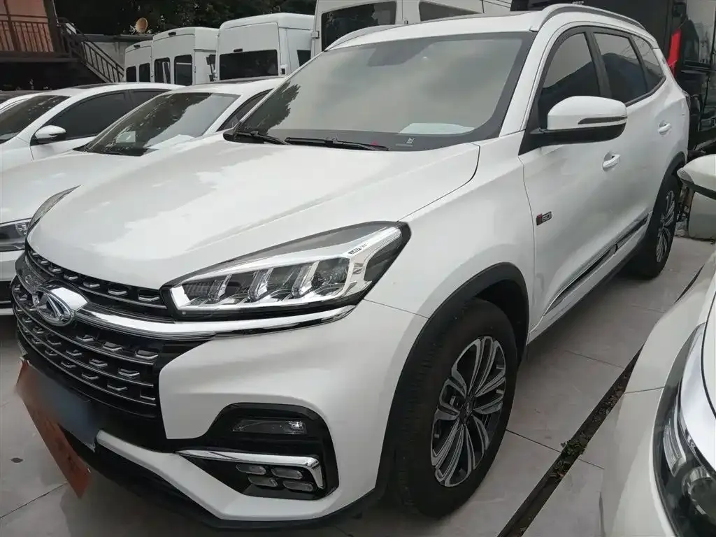 Chery Tiggo 8 — фото 7