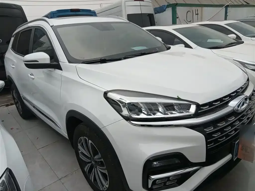 Chery Tiggo 8 — фото 6
