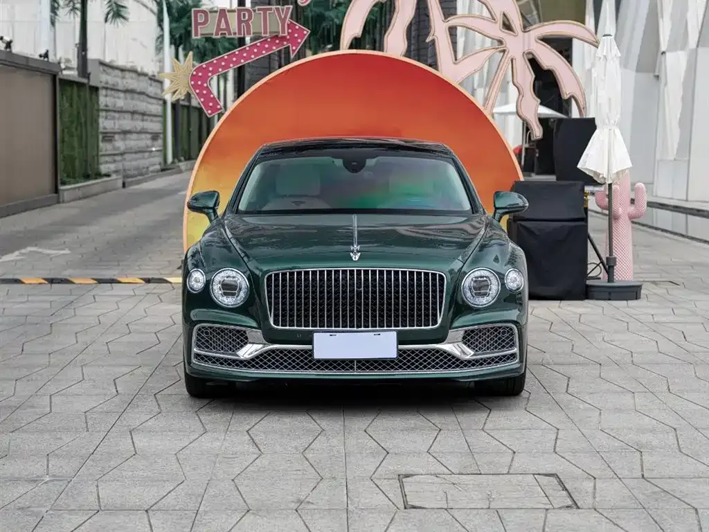 Bentley Flying Spur — фото 5