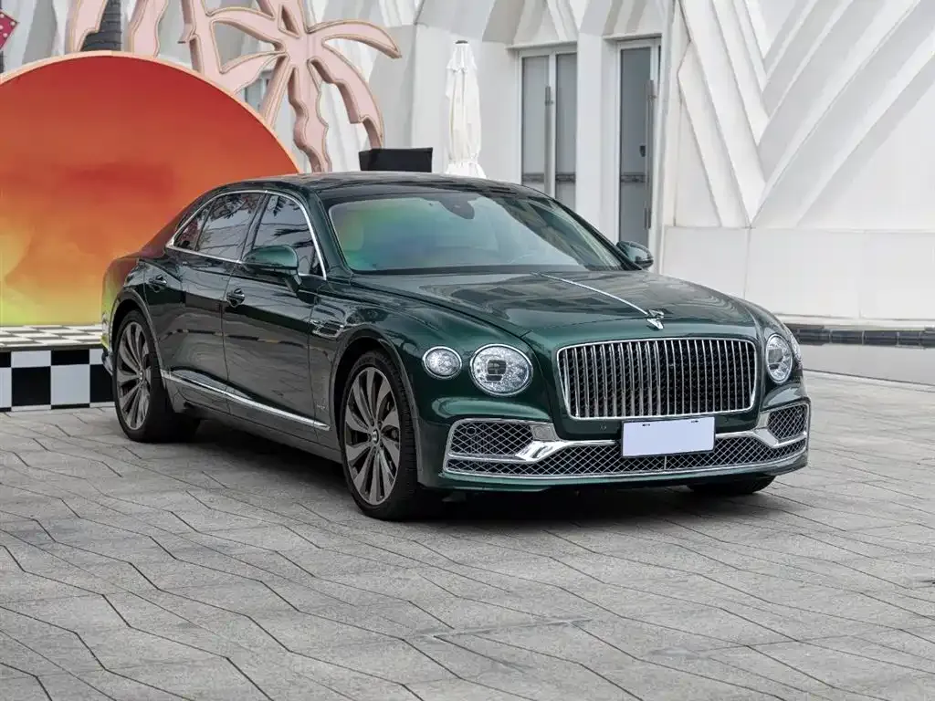 Bentley Flying Spur — фото 9