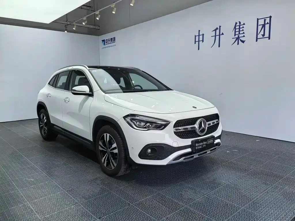 Mercedes-Benz GLA — фото 7