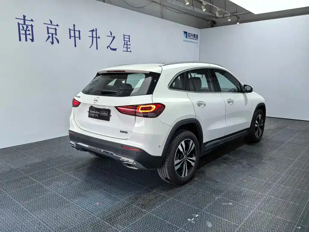 Mercedes-Benz GLA — фото 9