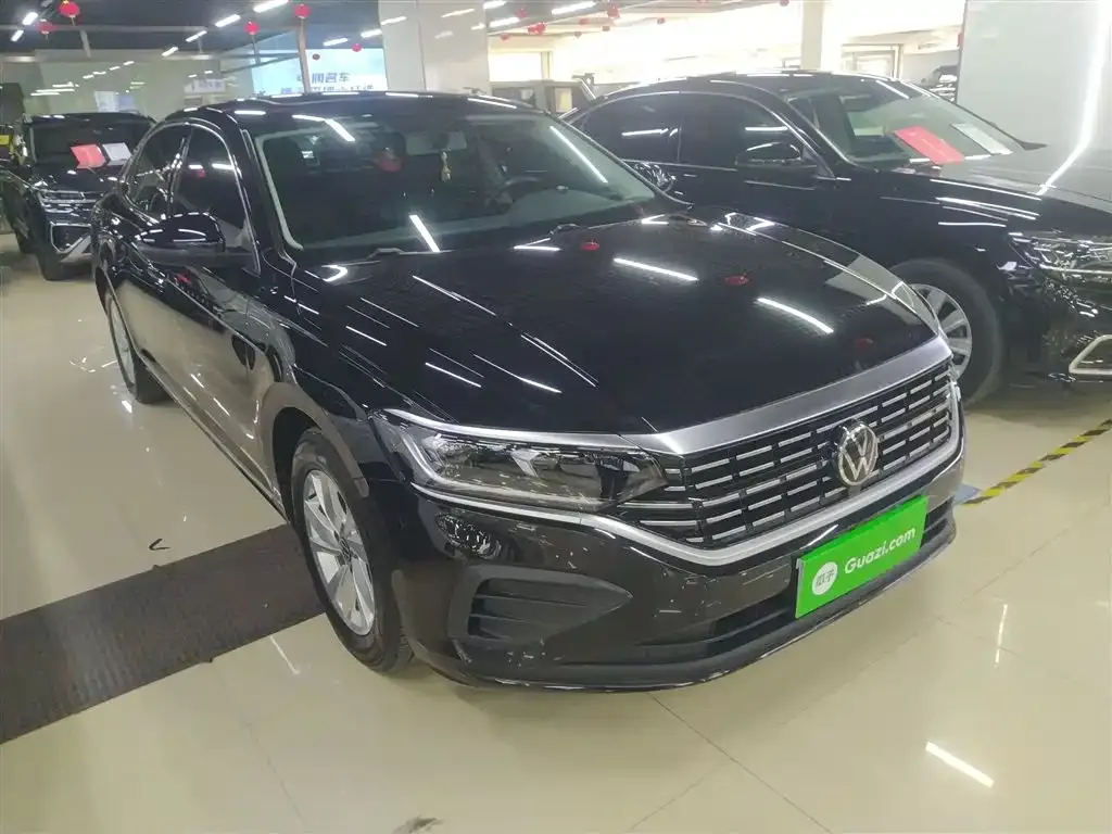 Volkswagen Passat — фото 10