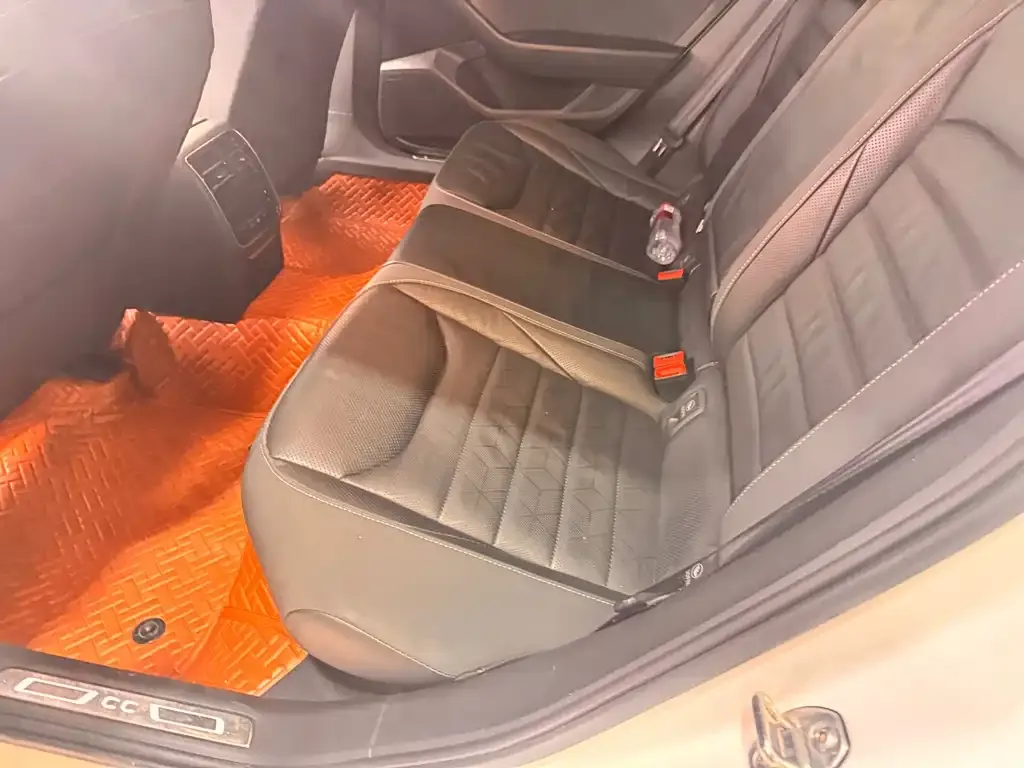 Volkswagen CC — фото 2