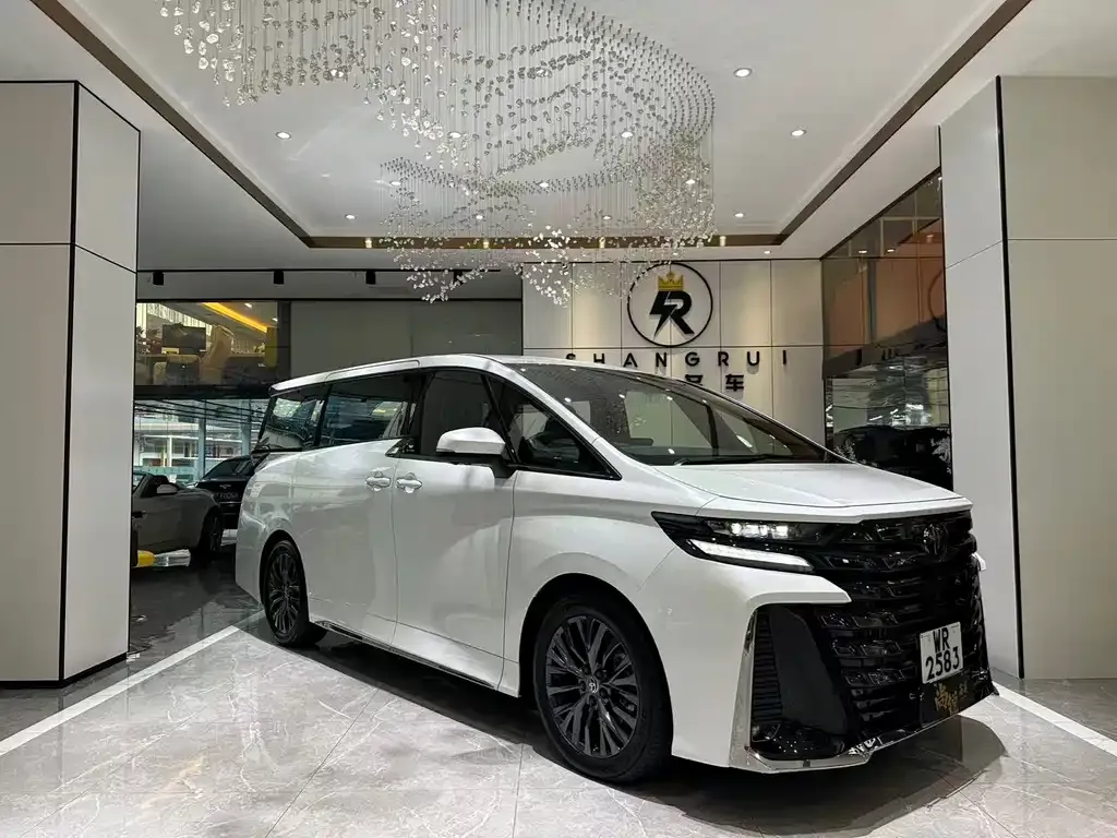 Toyota Vellfire — фото 2