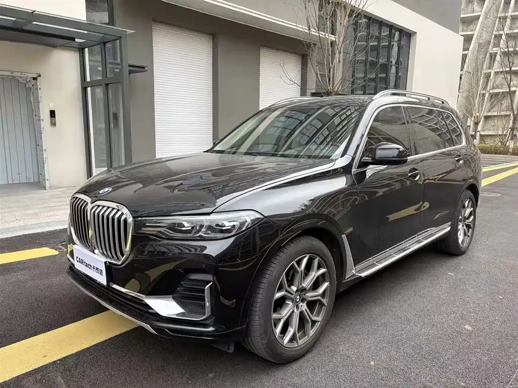 BMW X7 — фото 1