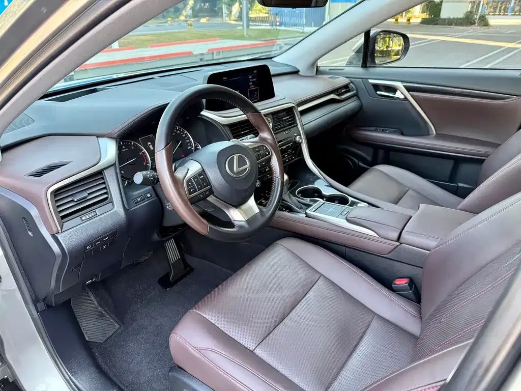 Lexus RX — фото 9