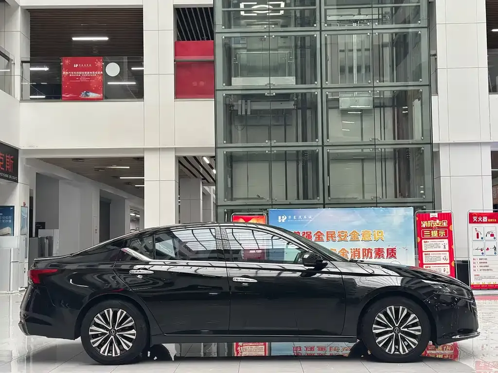 Nissan Teana — фото 8