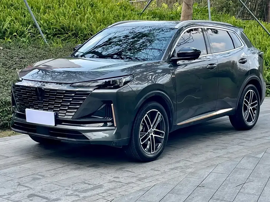 Changan CS55PLUS — фото 1