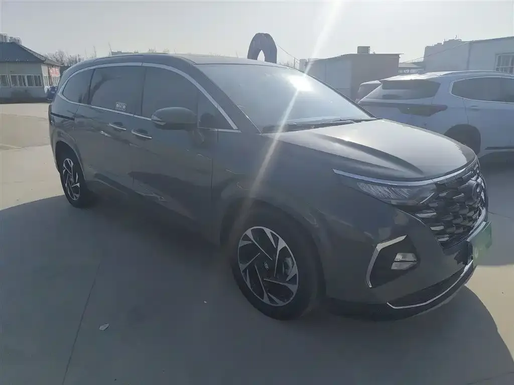 Hyundai Custo — фото 2