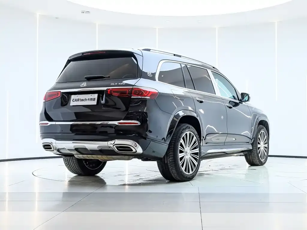 Mercedes-Benz GLS — фото 9