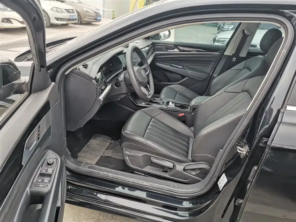 Volkswagen Passat — фото 5