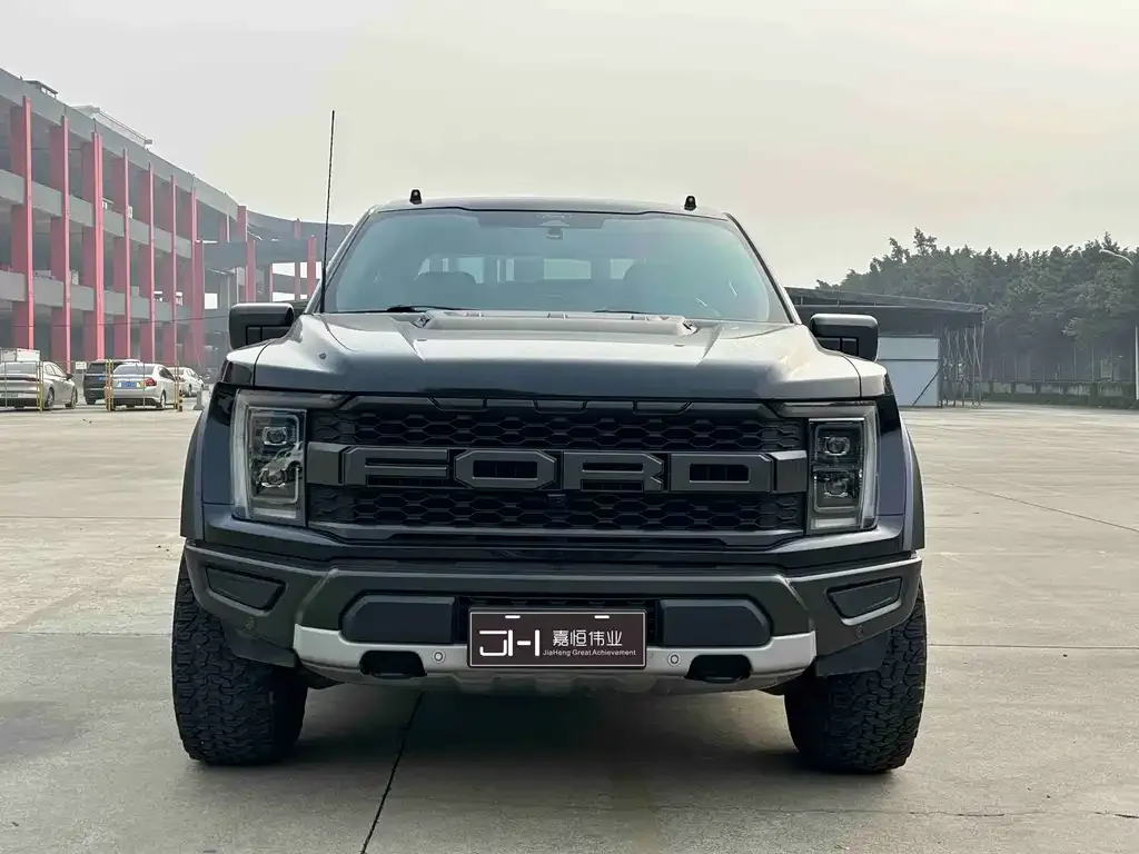 Ford F-150 Raptor — фото 2