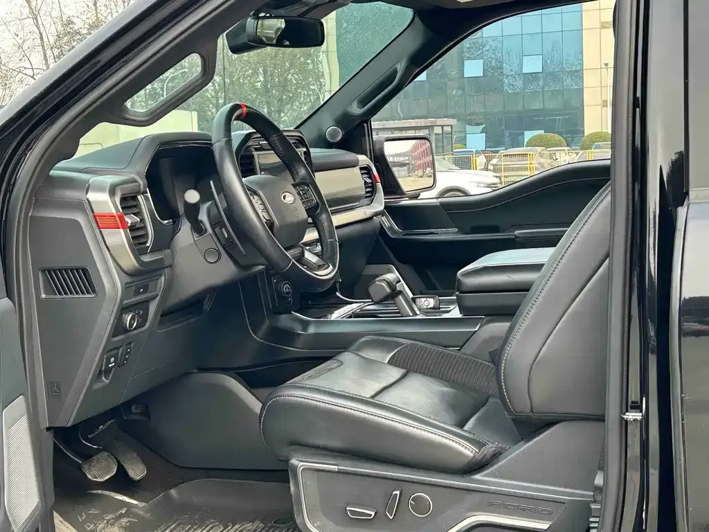 Ford F-150 Raptor — фото 9