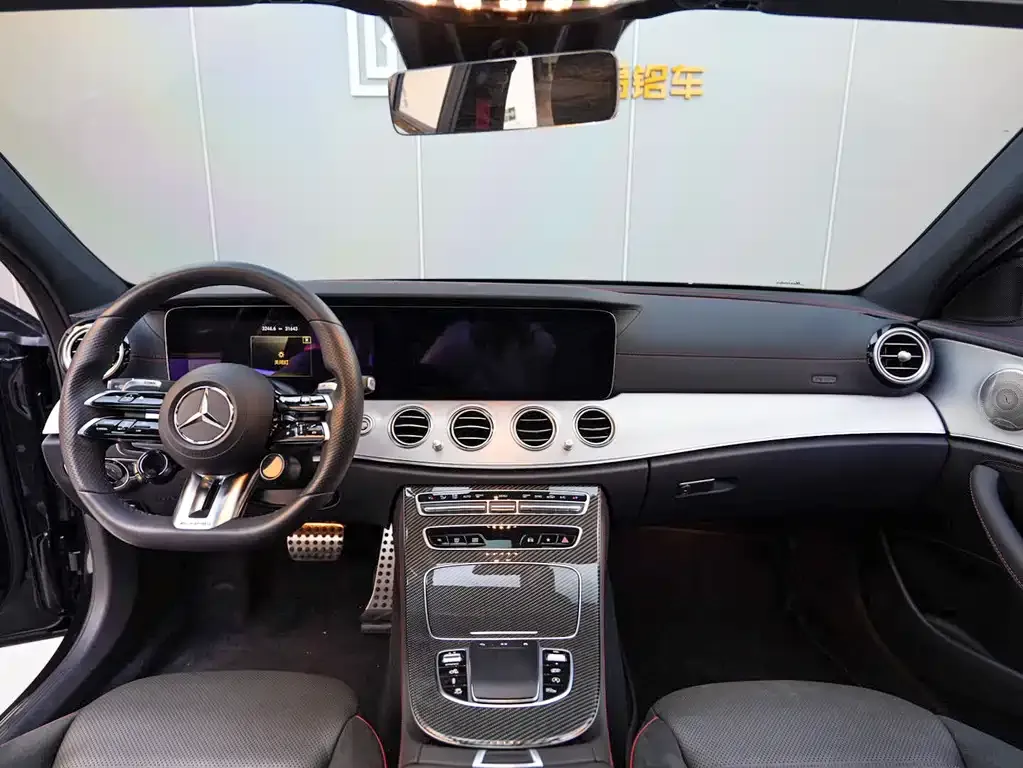 Mercedes-Benz E-Class AMG — фото 7