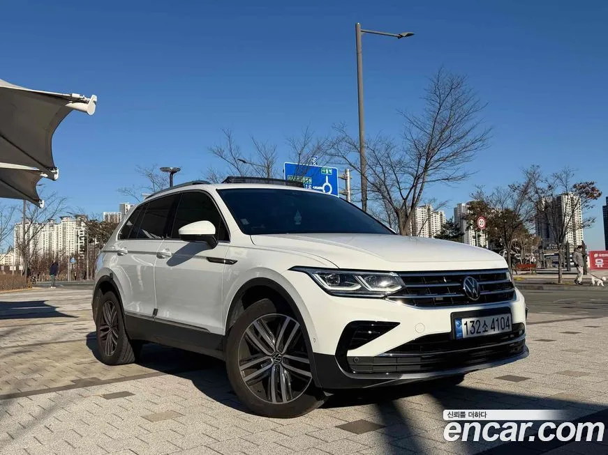 Volkswagen Tiguan — фото 7