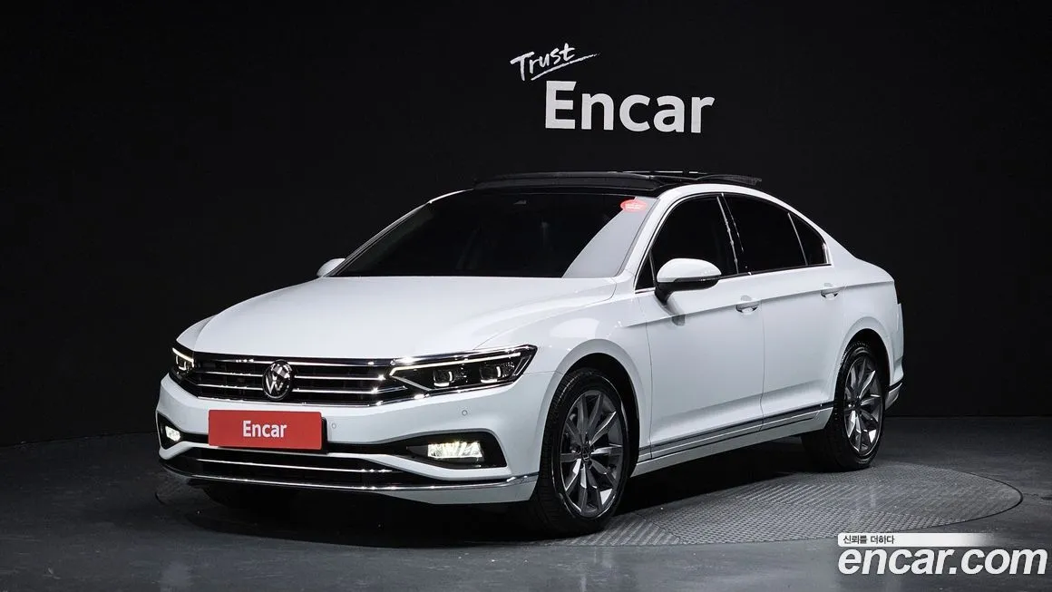 Volkswagen Passat — фото 1
