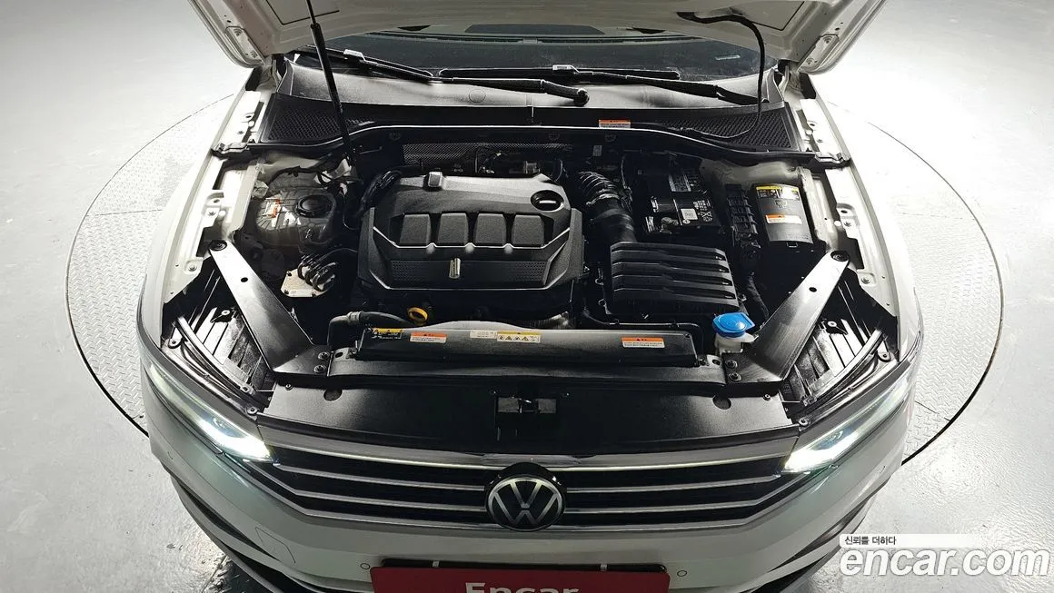 Volkswagen Passat — фото 6