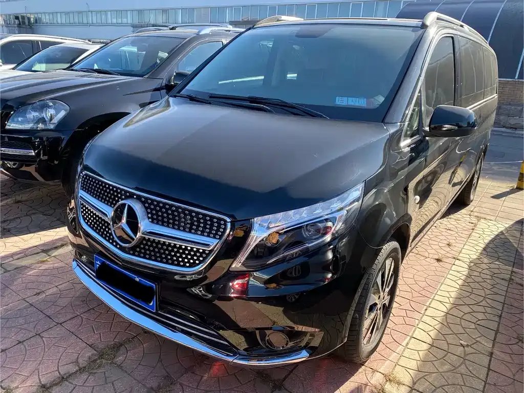 Mercedes-Benz Vito — фото 1