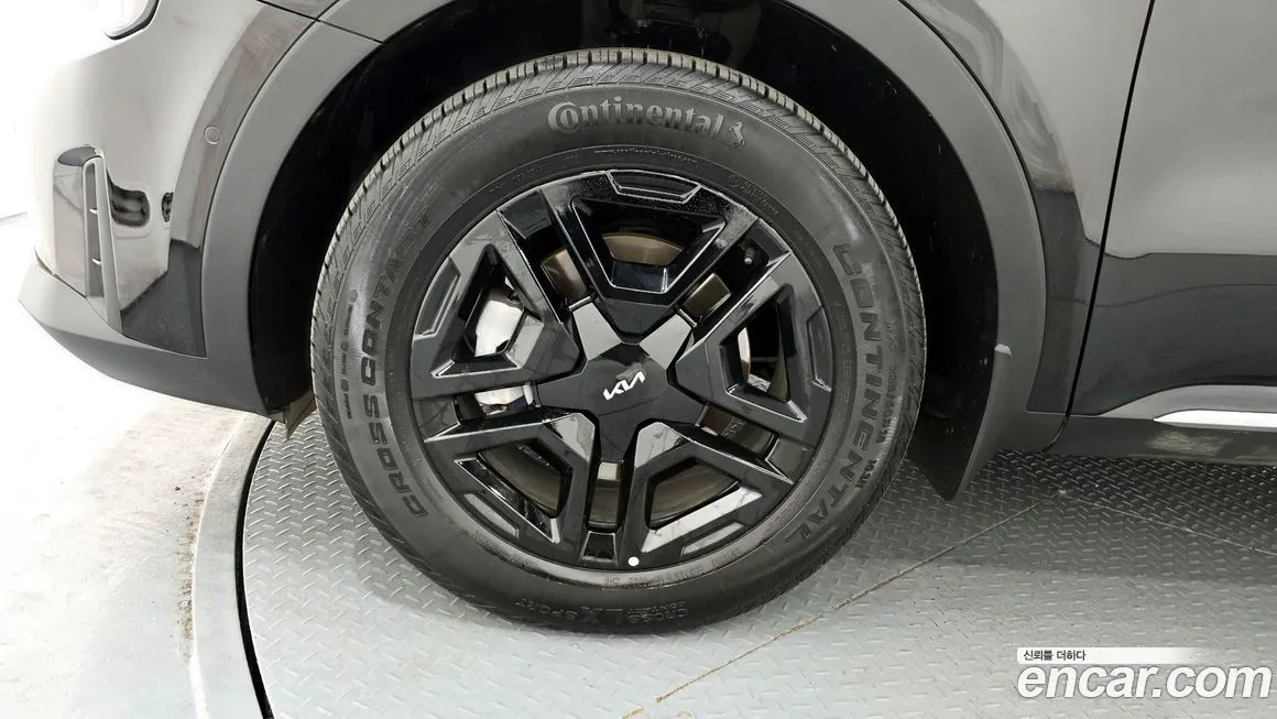 Kia Sorento — фото 5