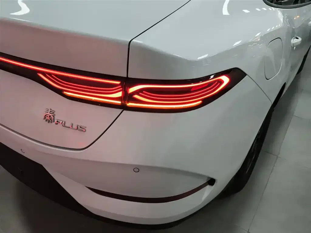 BYD Qin PLUS — фото 8