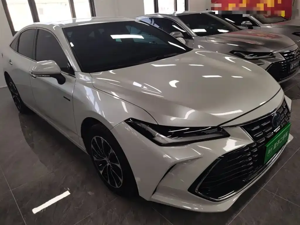 Toyota Avalon — фото 4