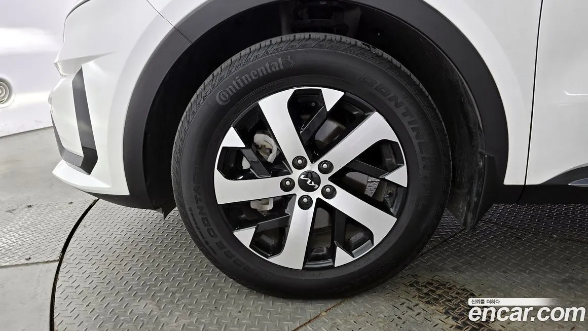 Kia Sorento — фото 5