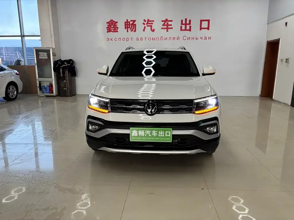 Volkswagen T-Cross — фото 9