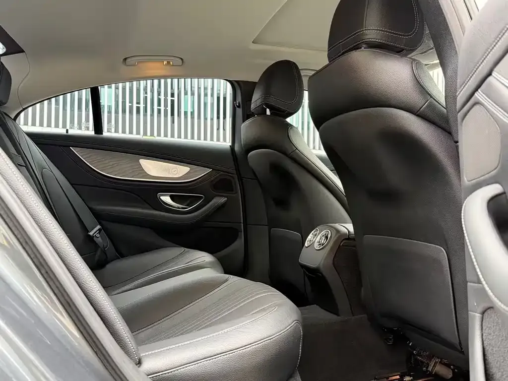 Mercedes-Benz CLS — фото 4
