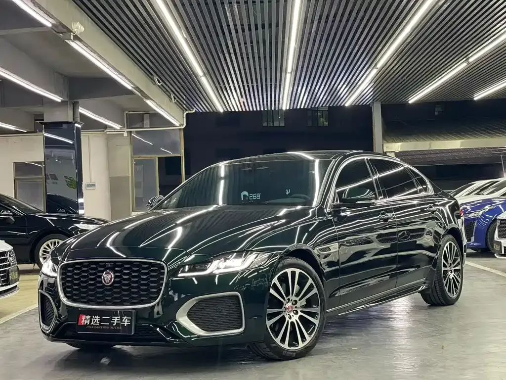 Jaguar XFL — фото 1