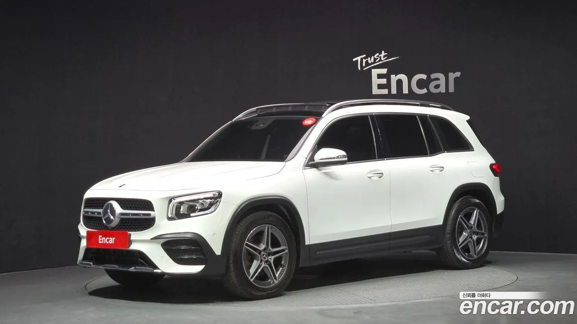 Mercedes-Benz GLB-Class — фото 1