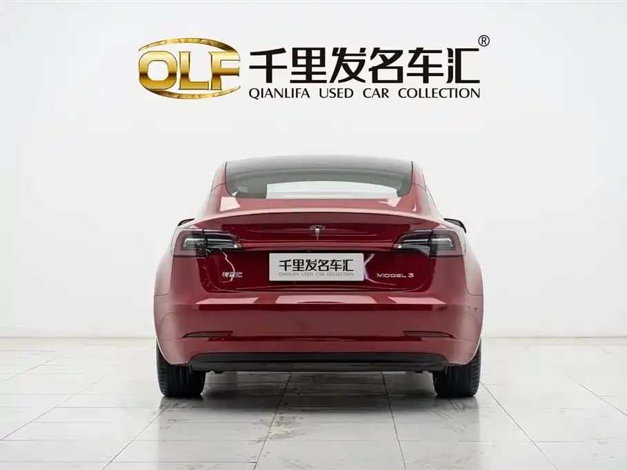 Tesla Model 3 — фото 8