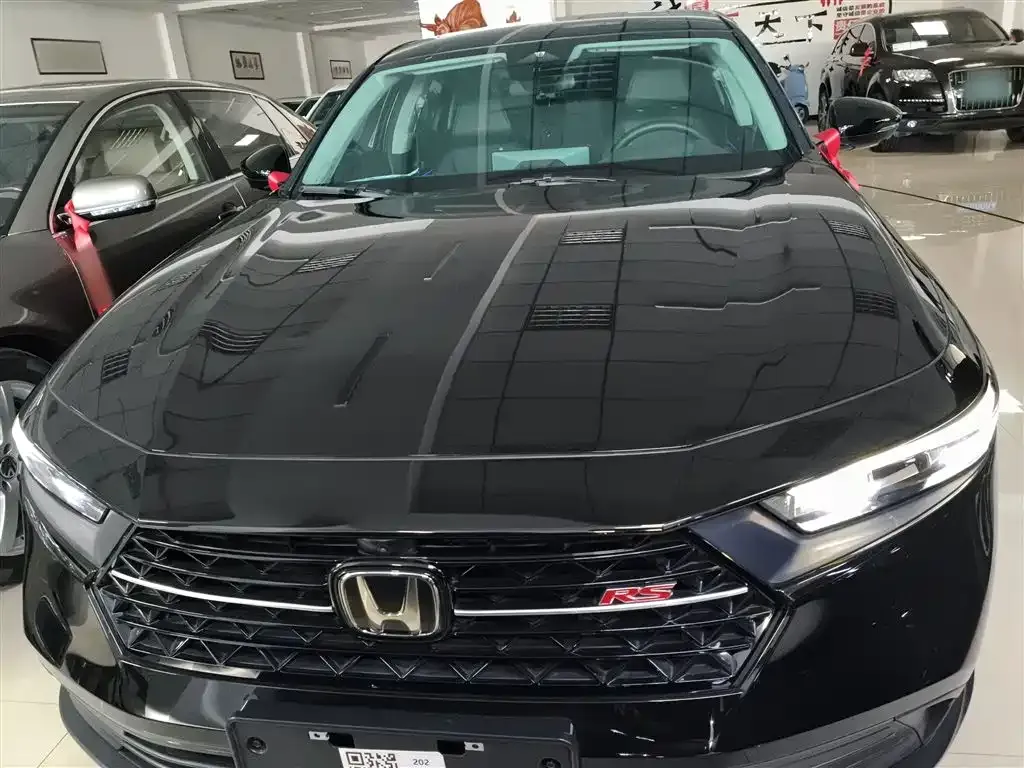 Honda Accord — фото 3