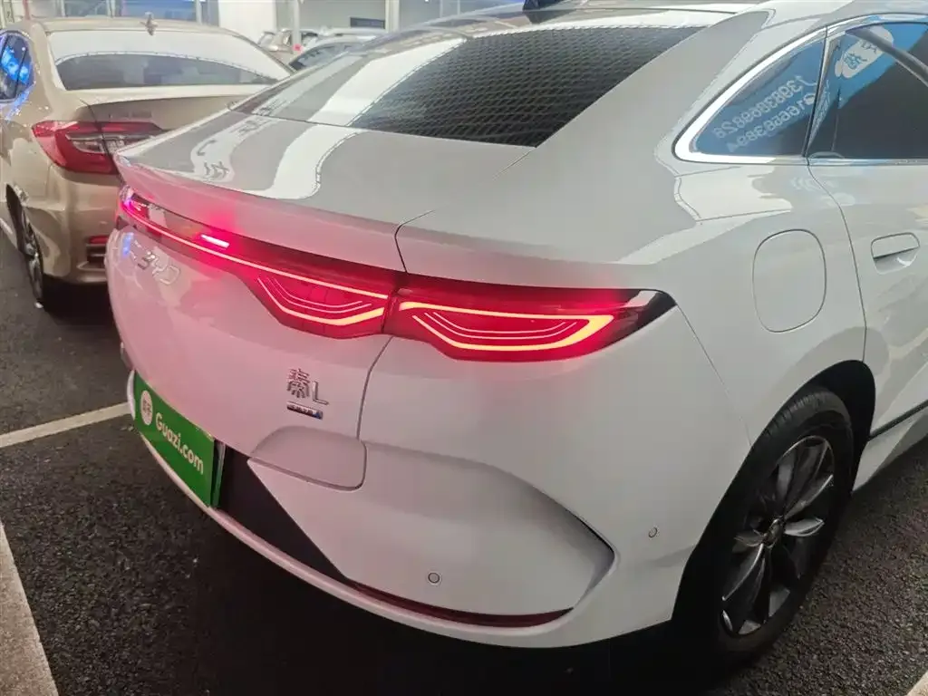 BYD Qin L — фото 8