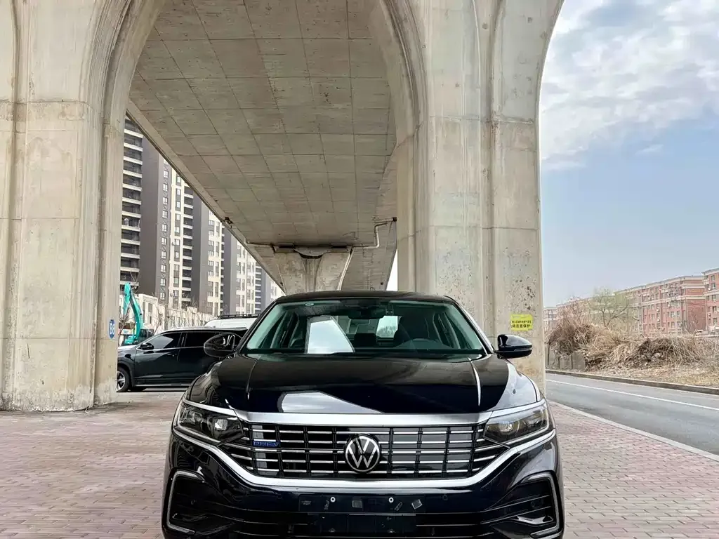 Volkswagen Passat New Energy — фото 8