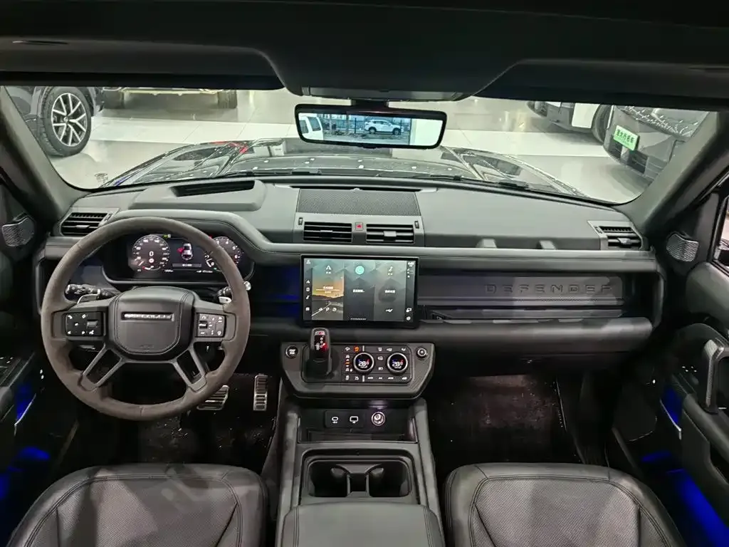 Land Rover Defender — фото 3