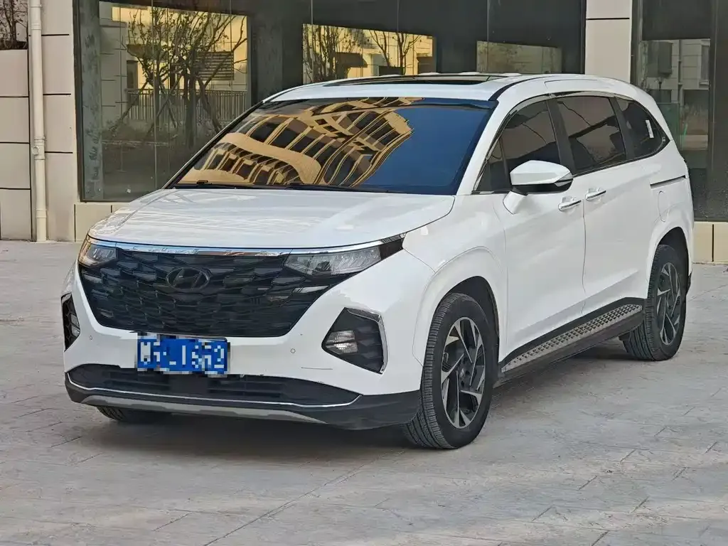 Hyundai Custo — фото 1
